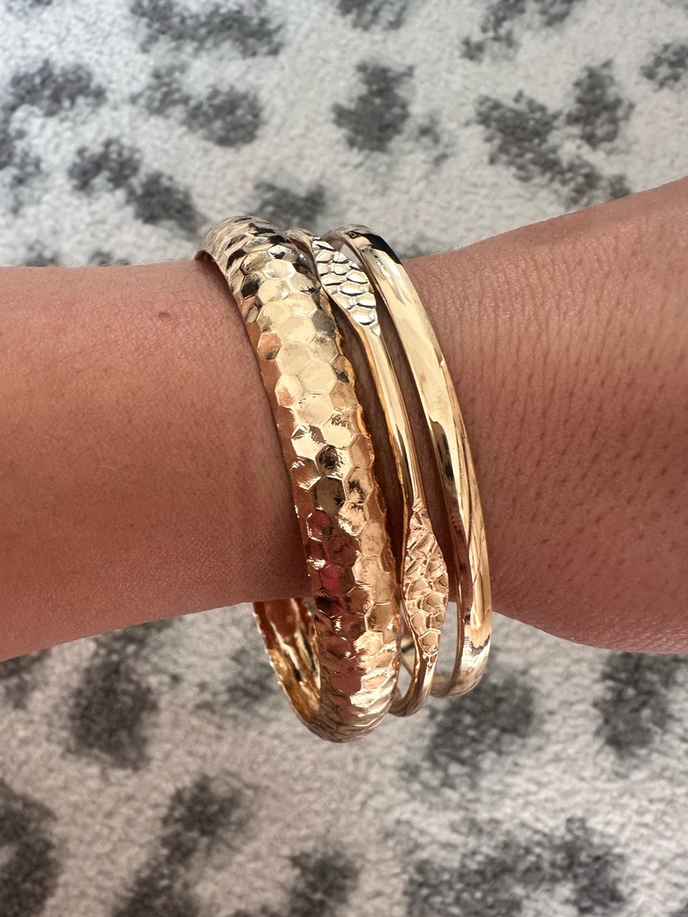 NEW Gold-Tone Hammered and Smooth Bangle Bracelet Set